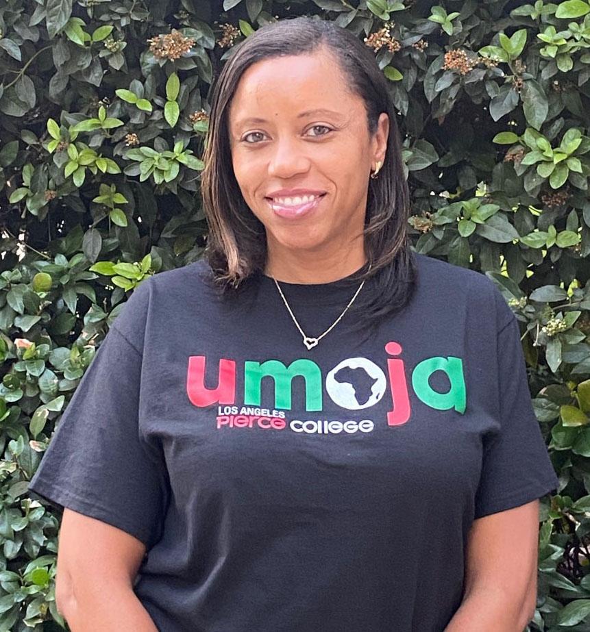 Dr. Kalynda McLean, Umoja