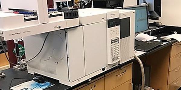 Photo of a Mass Spectrometer