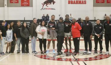 Men's Basketball Celebrates Sophomores